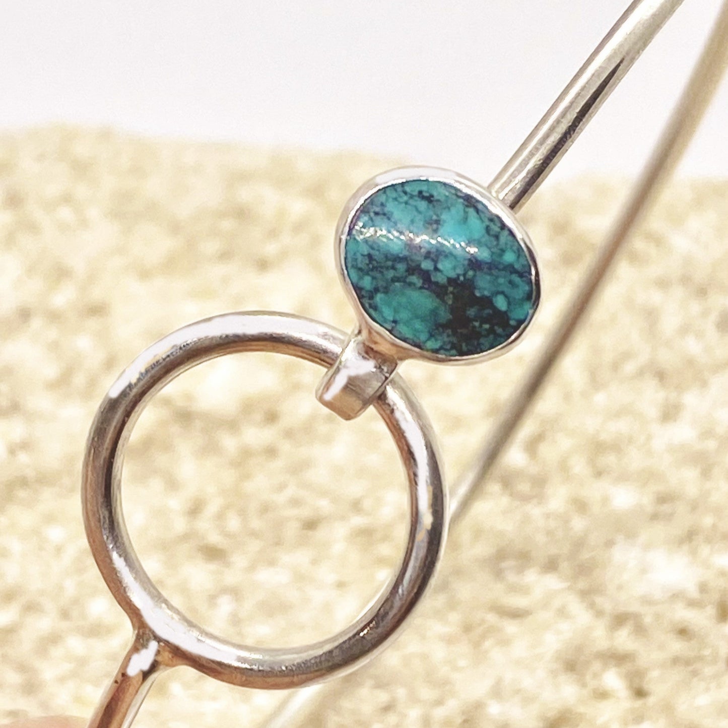 Encircled Hubei Turquoise Bracelet