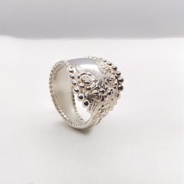 Gorgeous Vintage Heirloom Spoon Ring