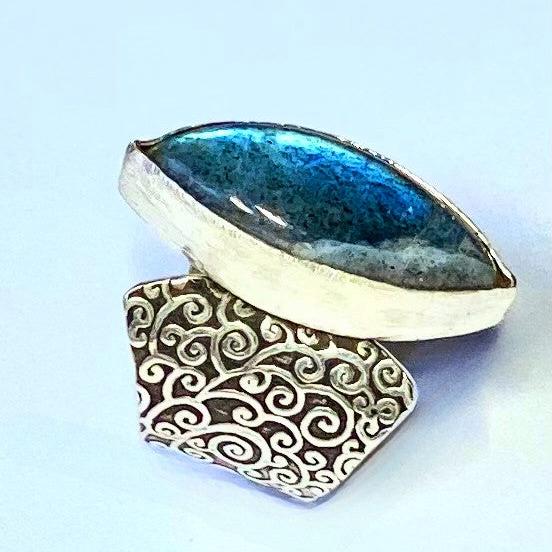 Stunning Labradorite with Swirled Band Ring